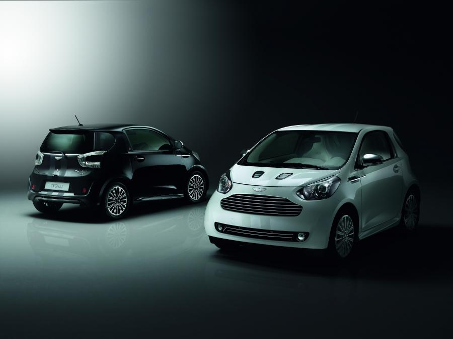  Aston Martin Cygnet Launch Edition Black 2011 года  (фото 30 из 32)